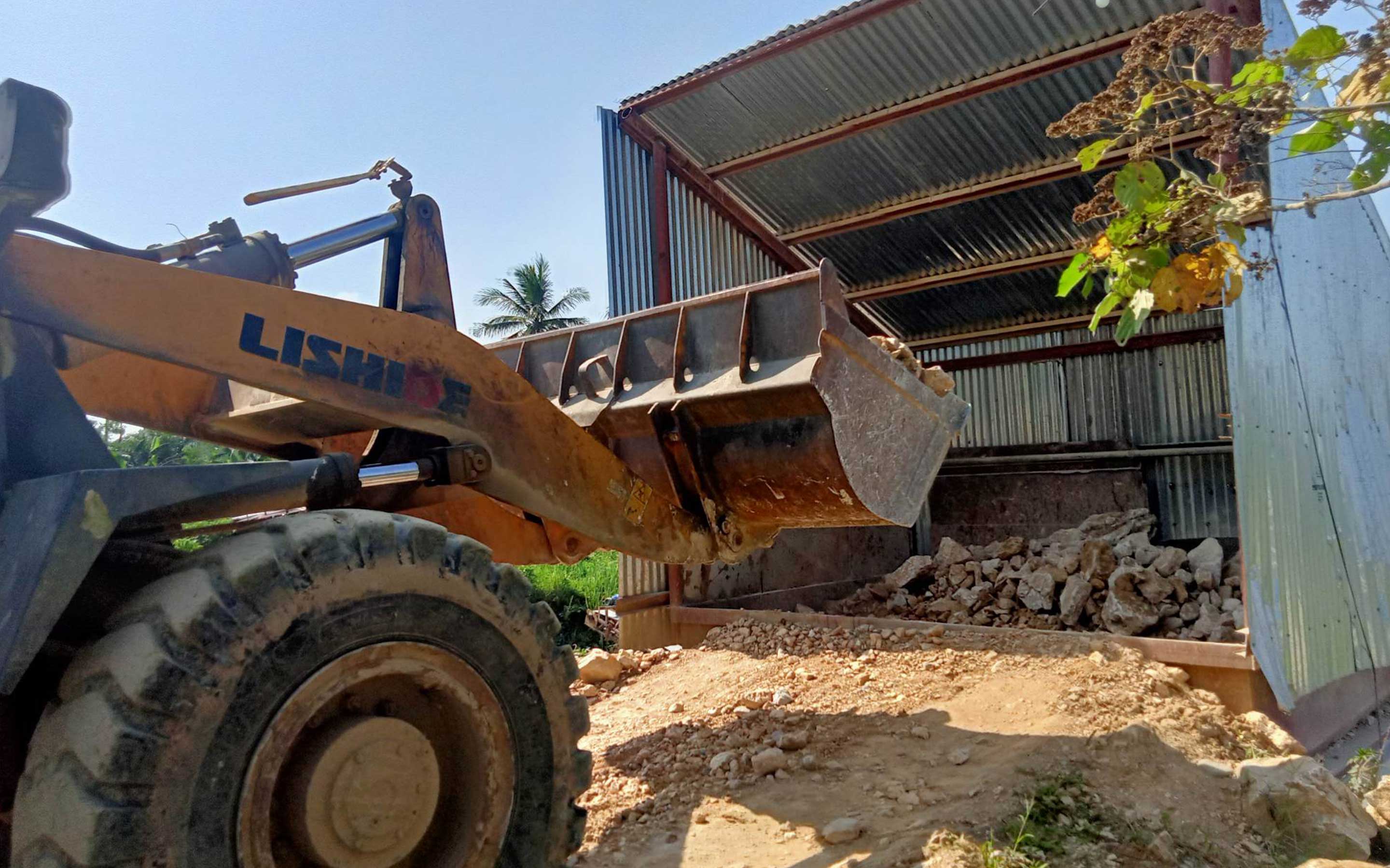 Sto Nino Limestone Crushing